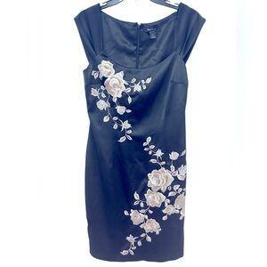 WHBM Dress Size 8 Floral Embroidered front Wedding Guest Special Event P…